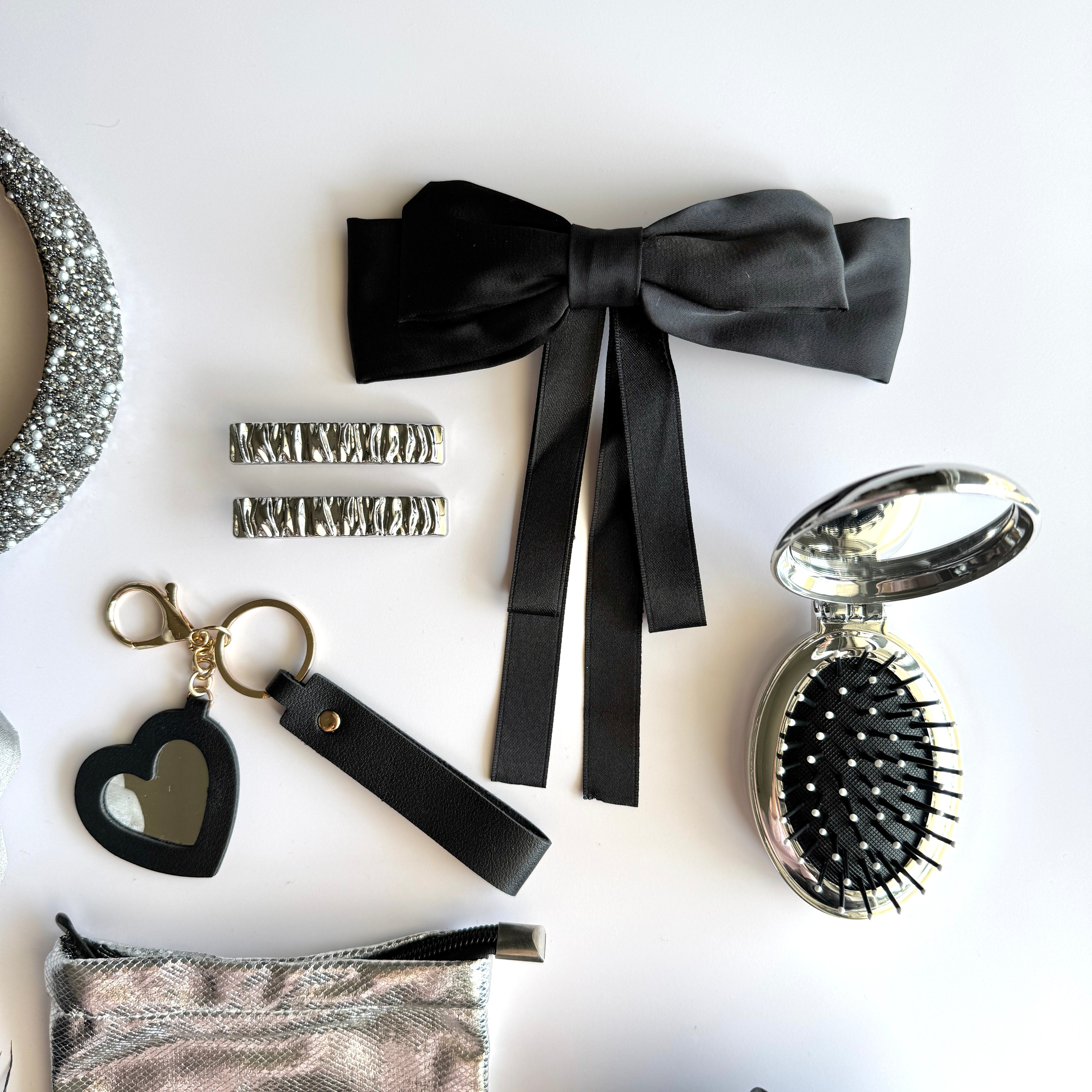 Glam Black & Silver